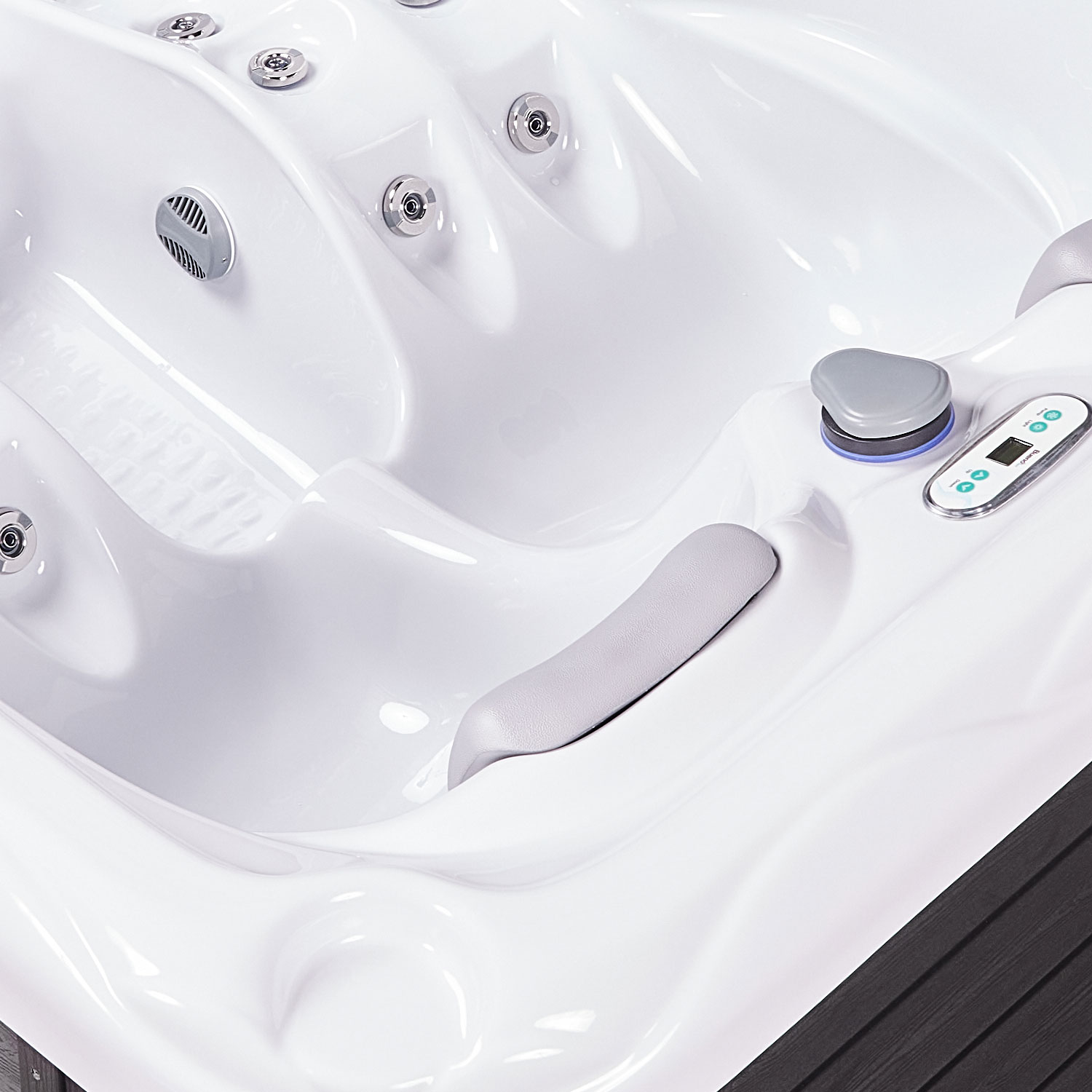 Atlanta Hot Tub - Image 5