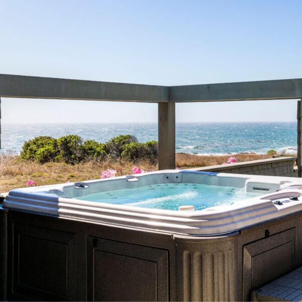 Hot tub overlooking the seaside